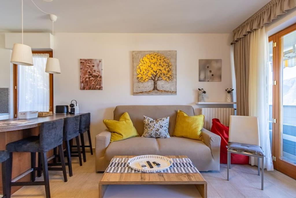 Wraparound Lake Views Bellavista Residence Campione dʼItalia Eksteriør bilde