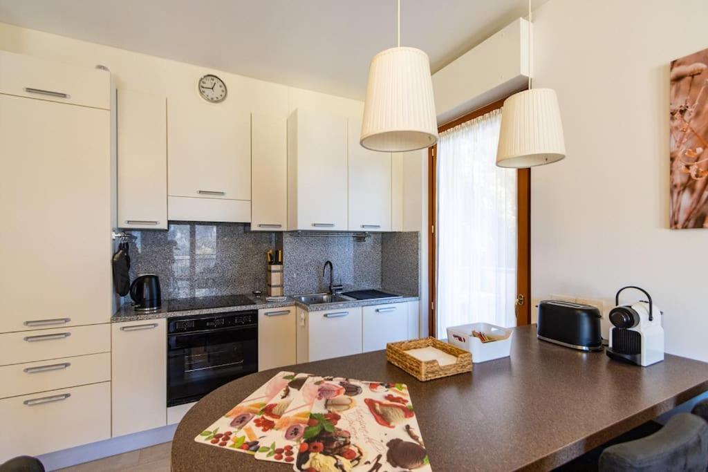 Wraparound Lake Views Bellavista Residence Campione dʼItalia Eksteriør bilde